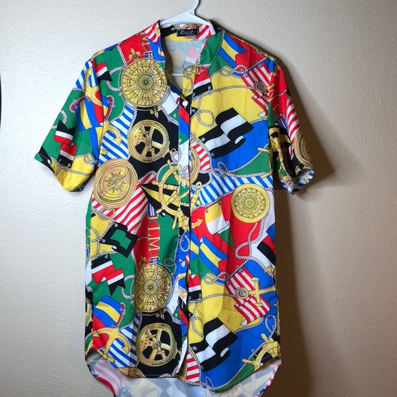 Women’s Shirt - Picture 2 of 2